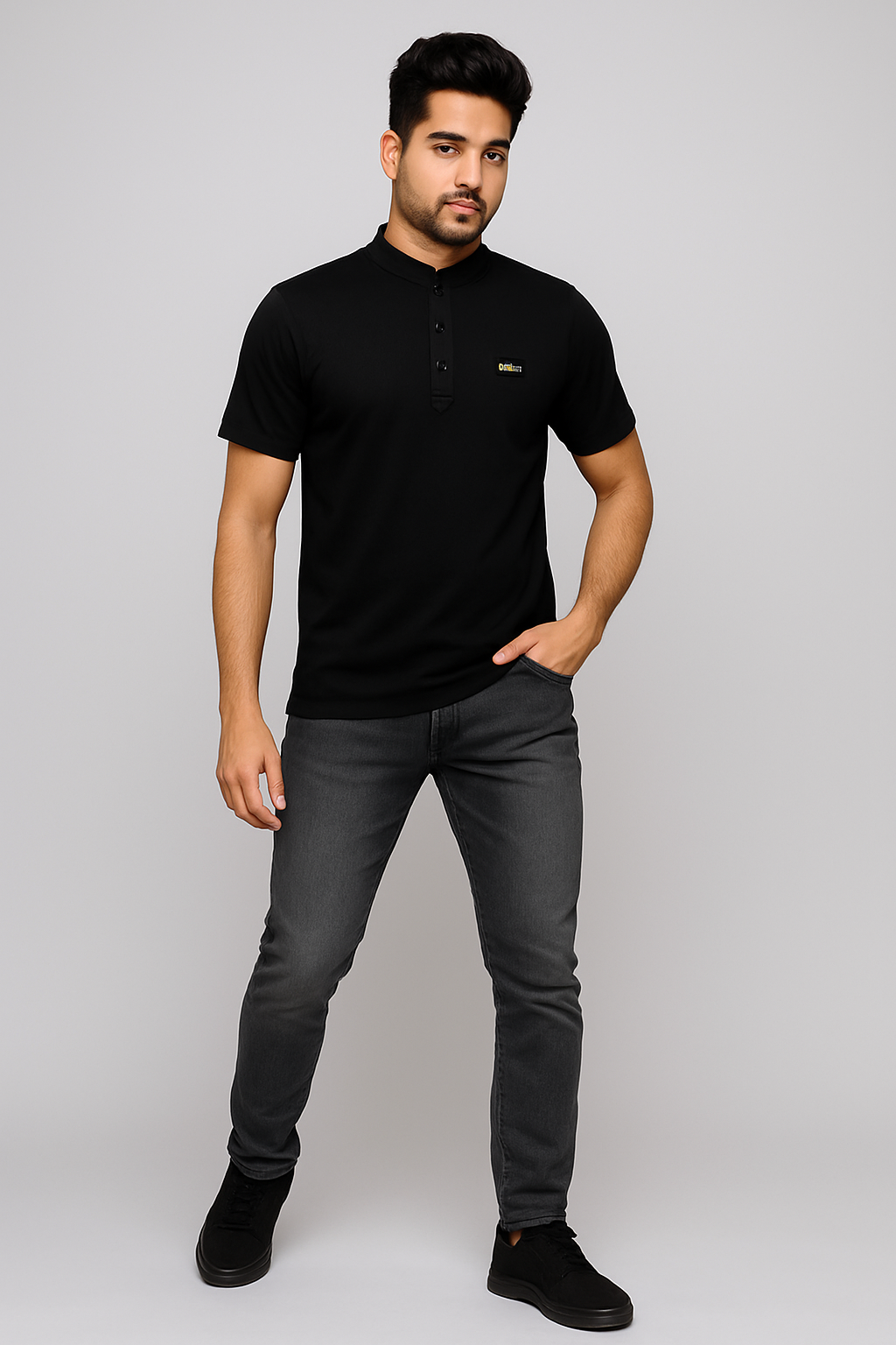 Stand T-shirt Black Colour